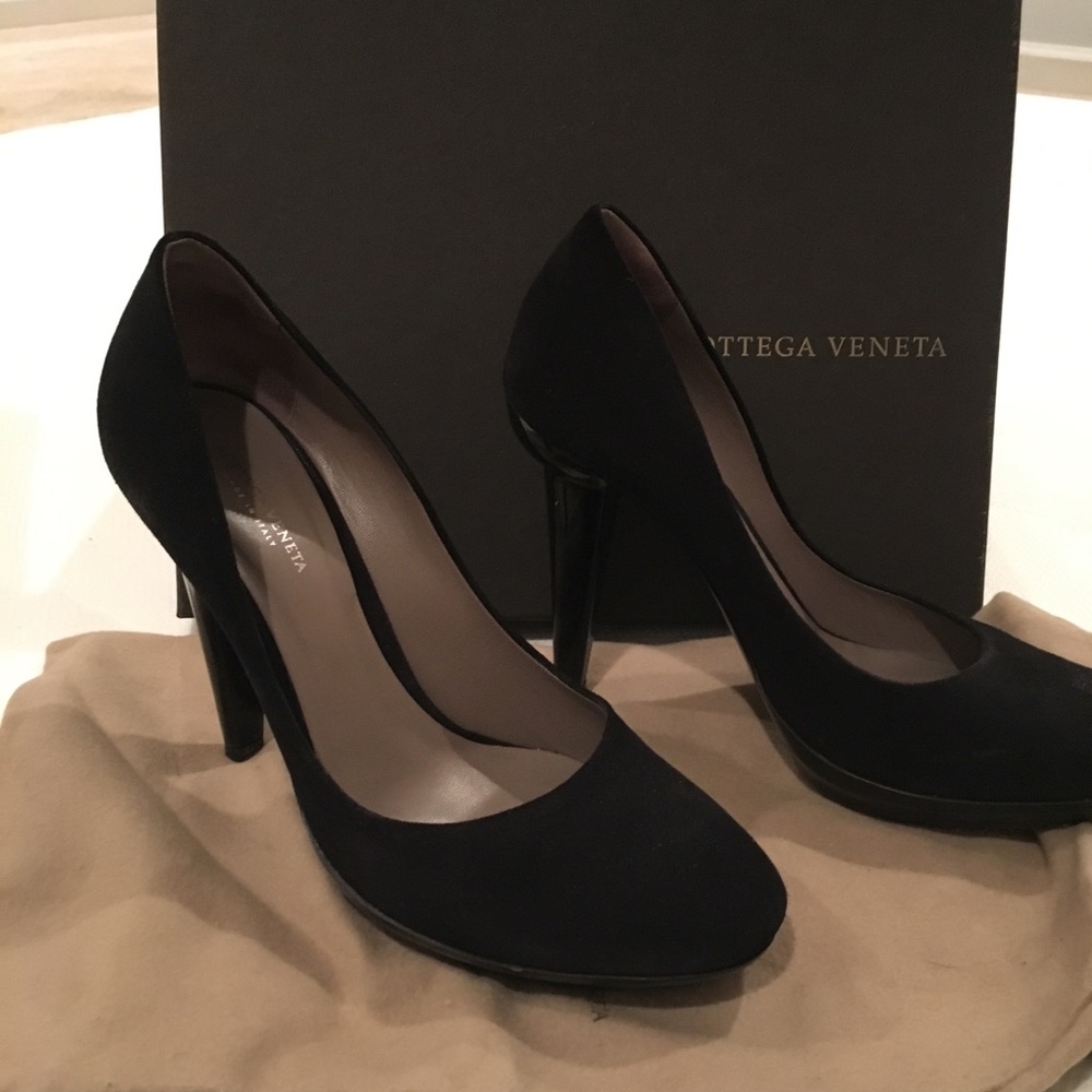 Bottega Veneta black rare pumps size 36